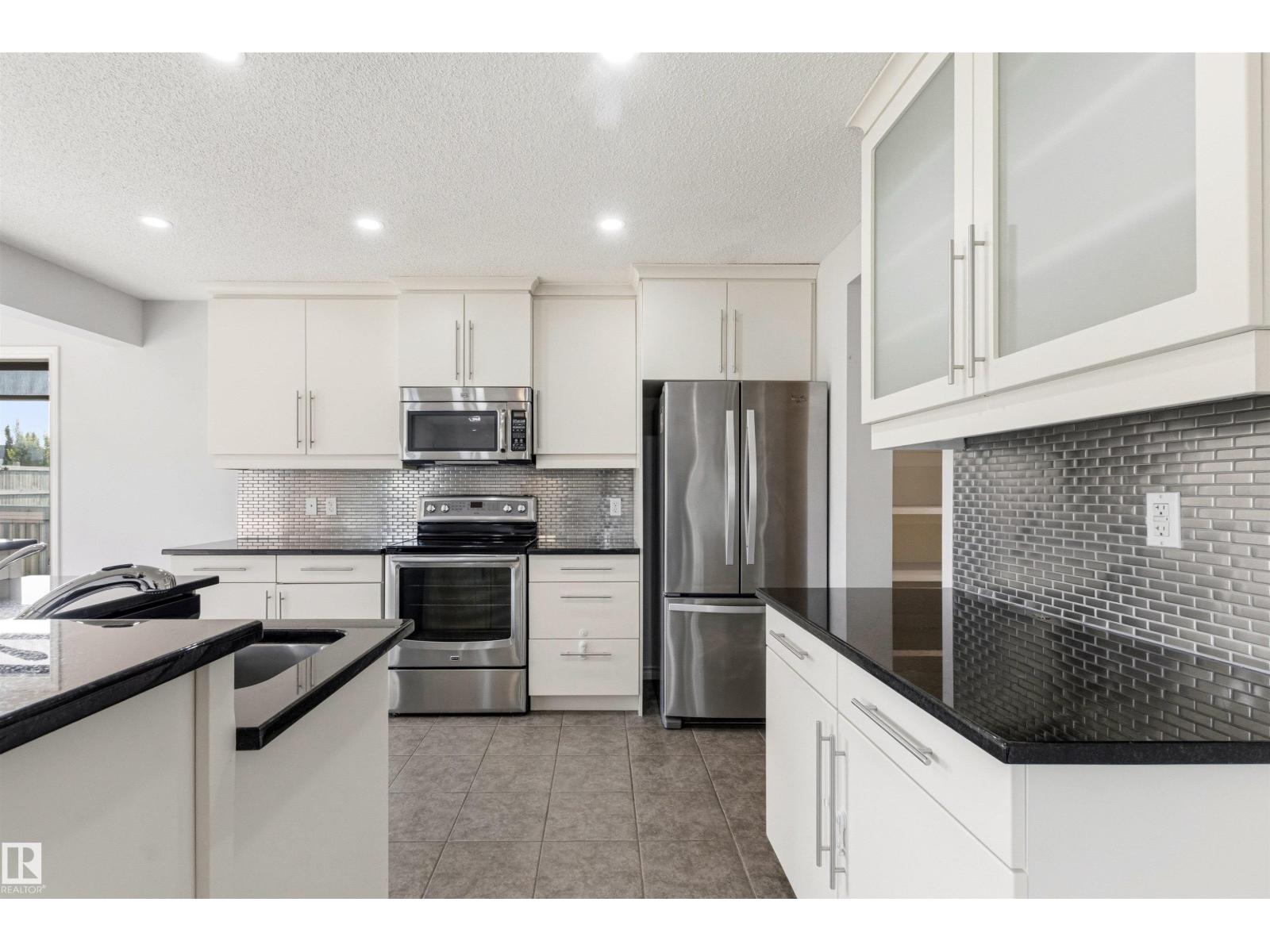3214 22a AV NW - 17
