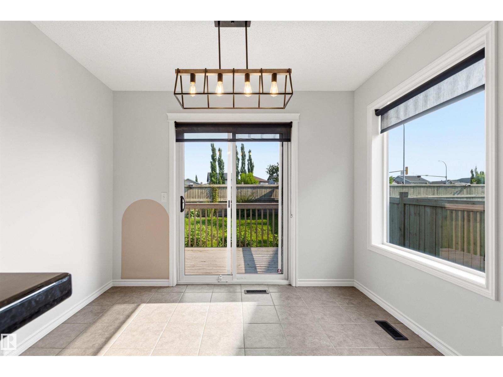 3214 22a AV NW - 24