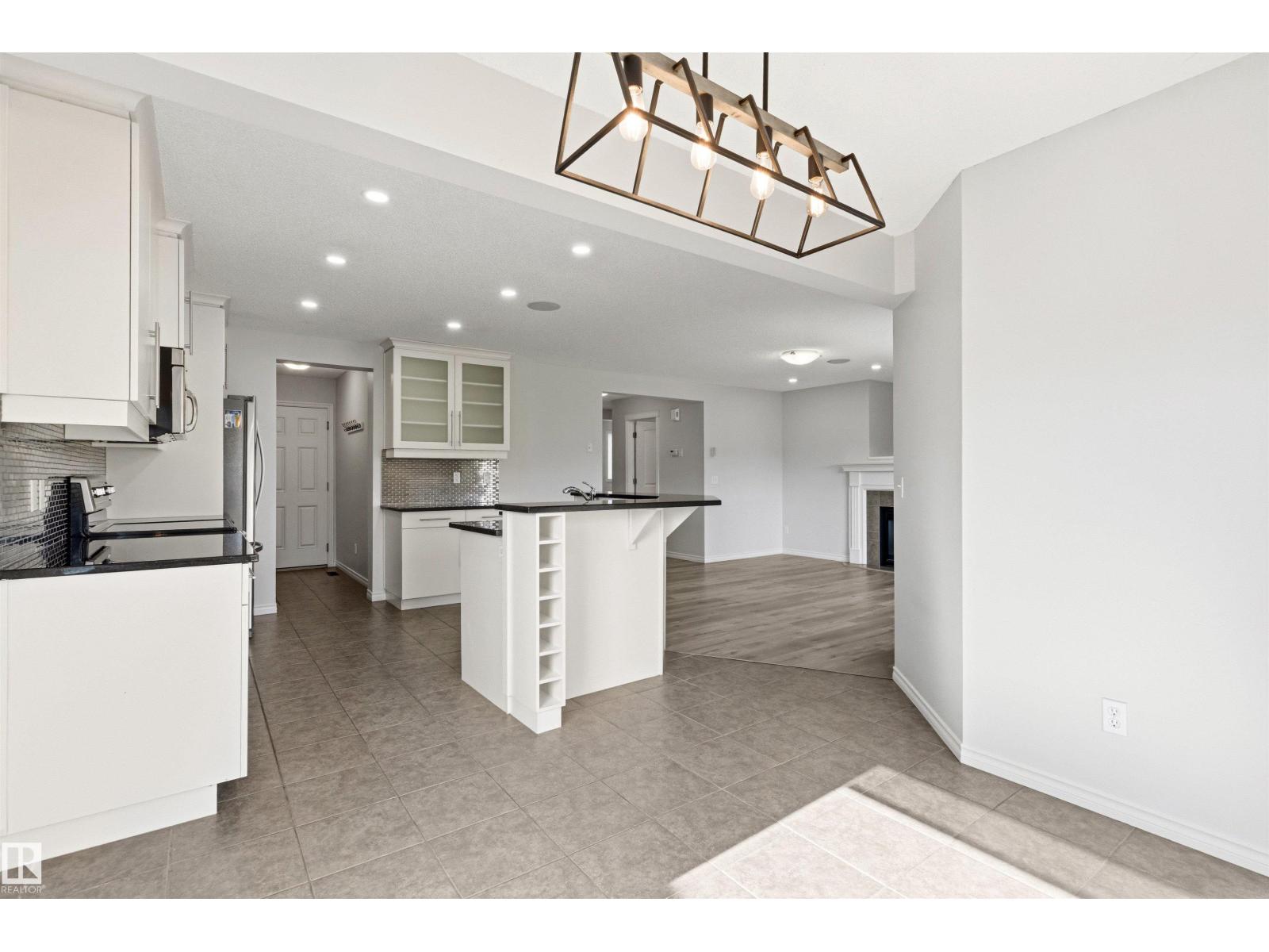 3214 22a AV NW - 25