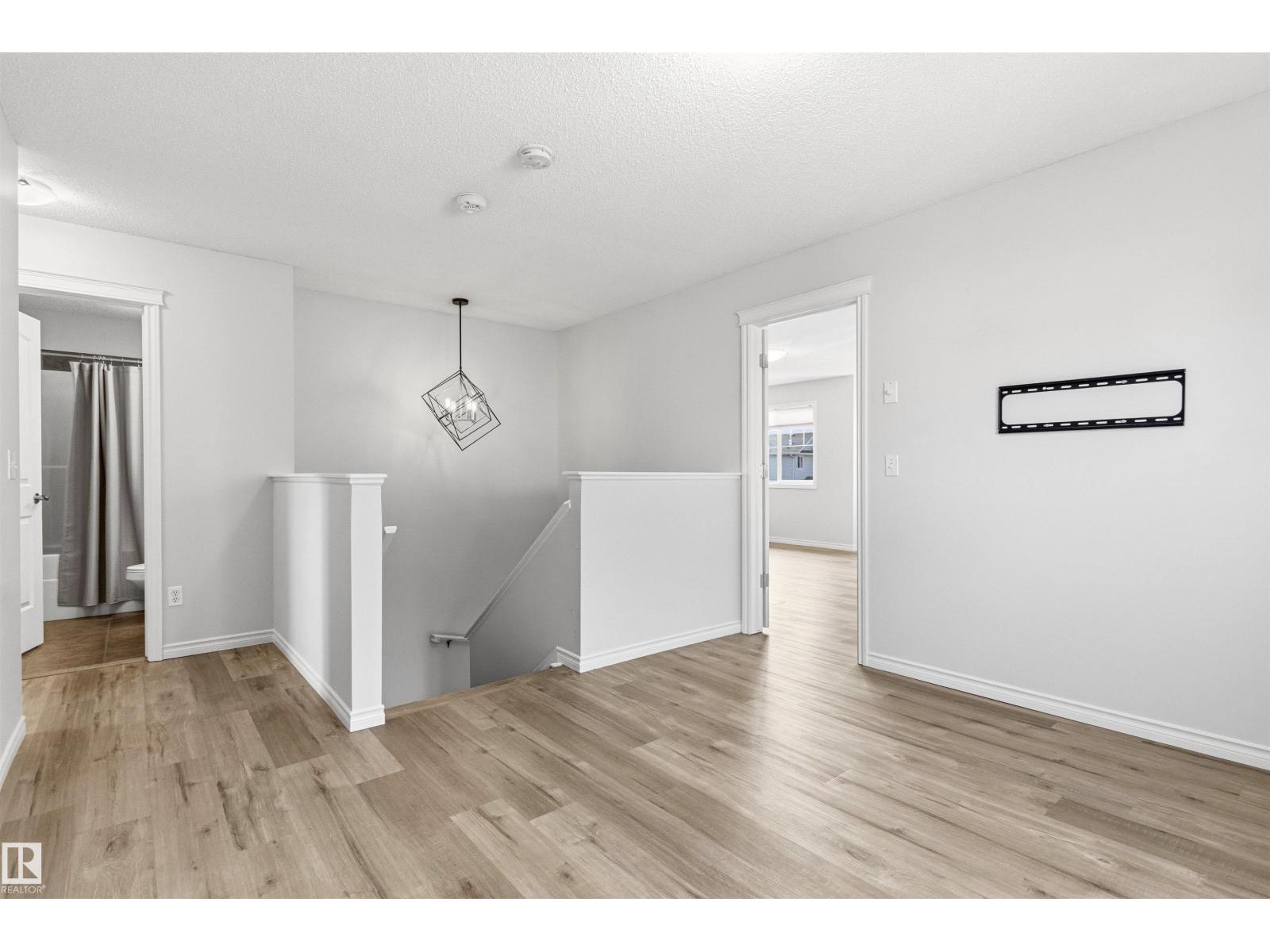 3214 22a AV NW - 33