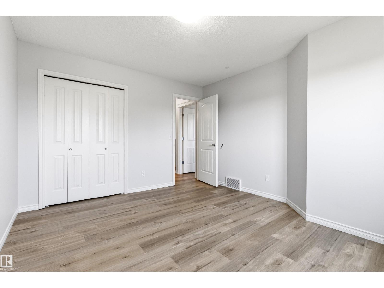3214 22a AV NW - 35