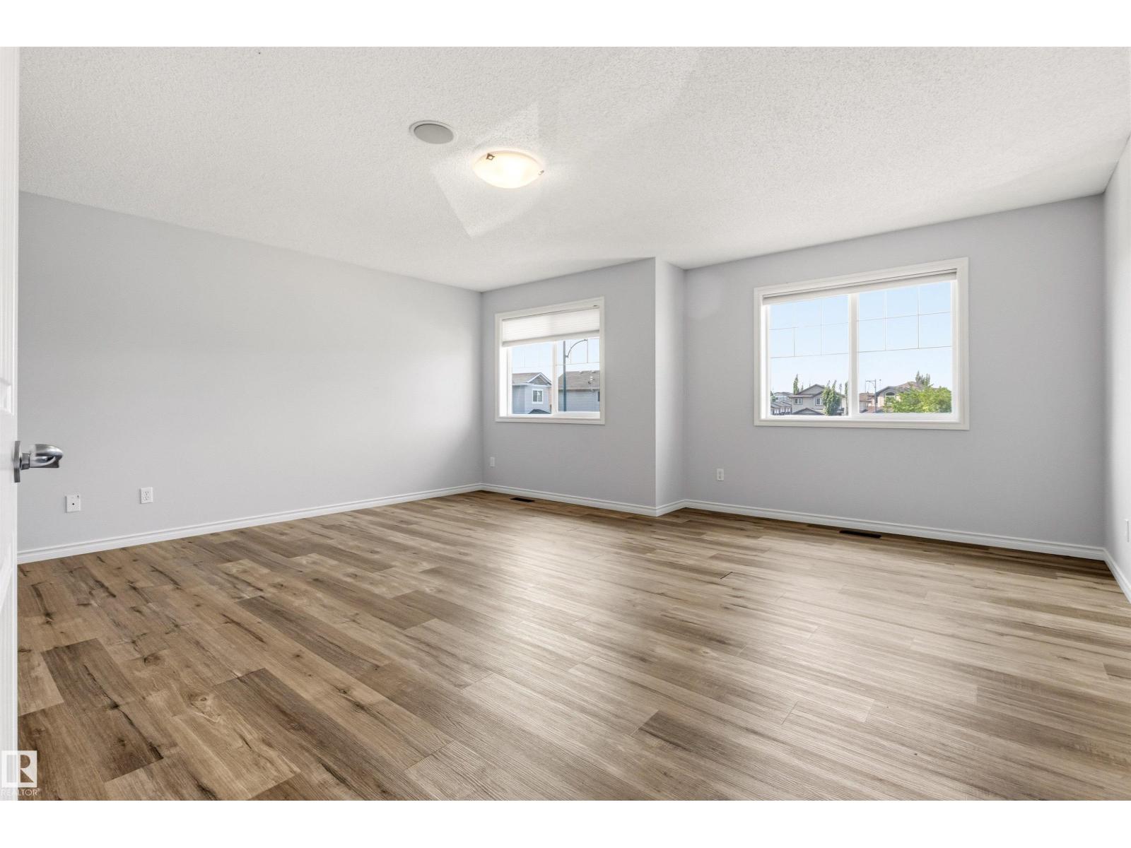 3214 22a AV NW - 39