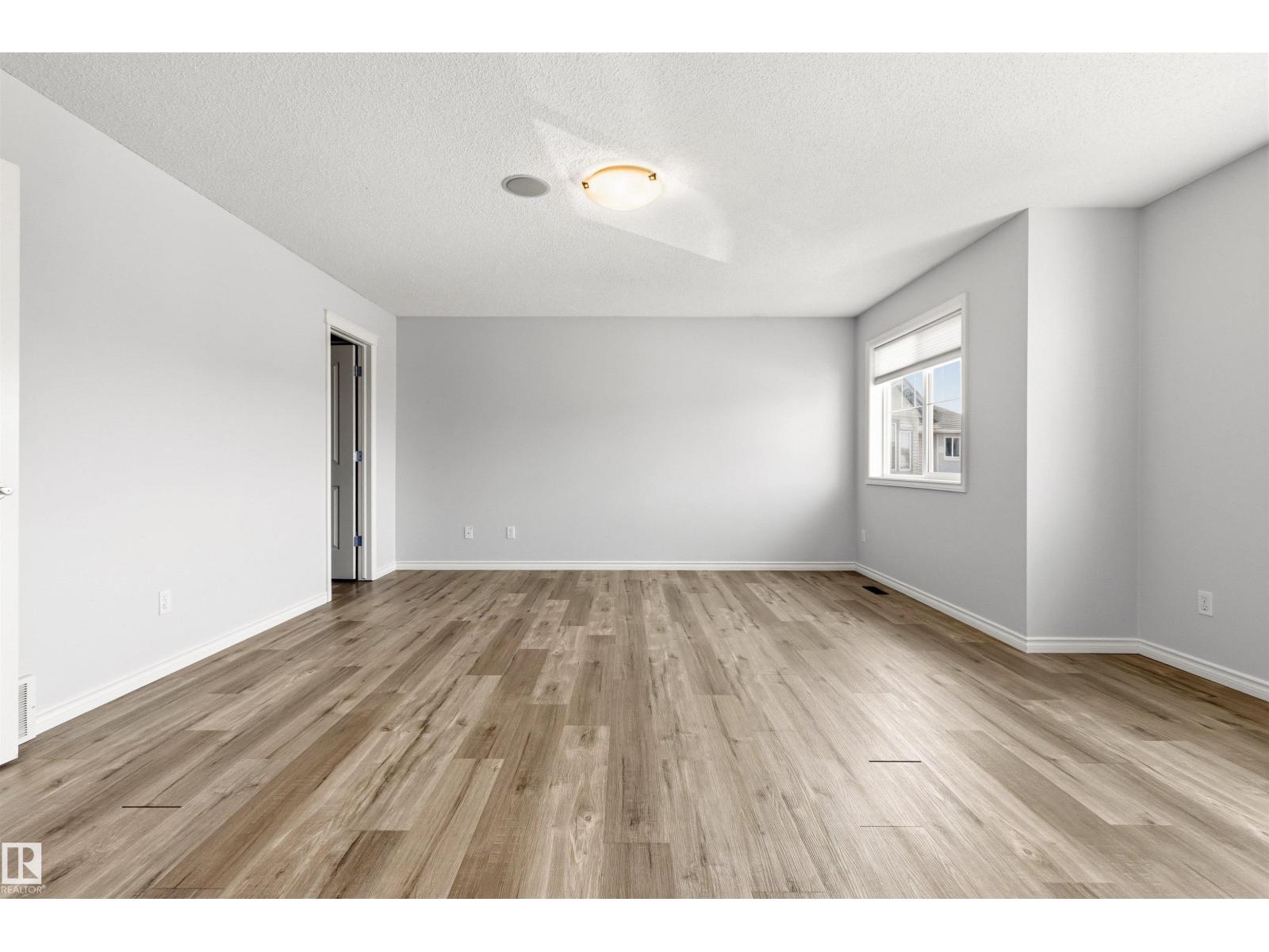 3214 22a AV NW - 40