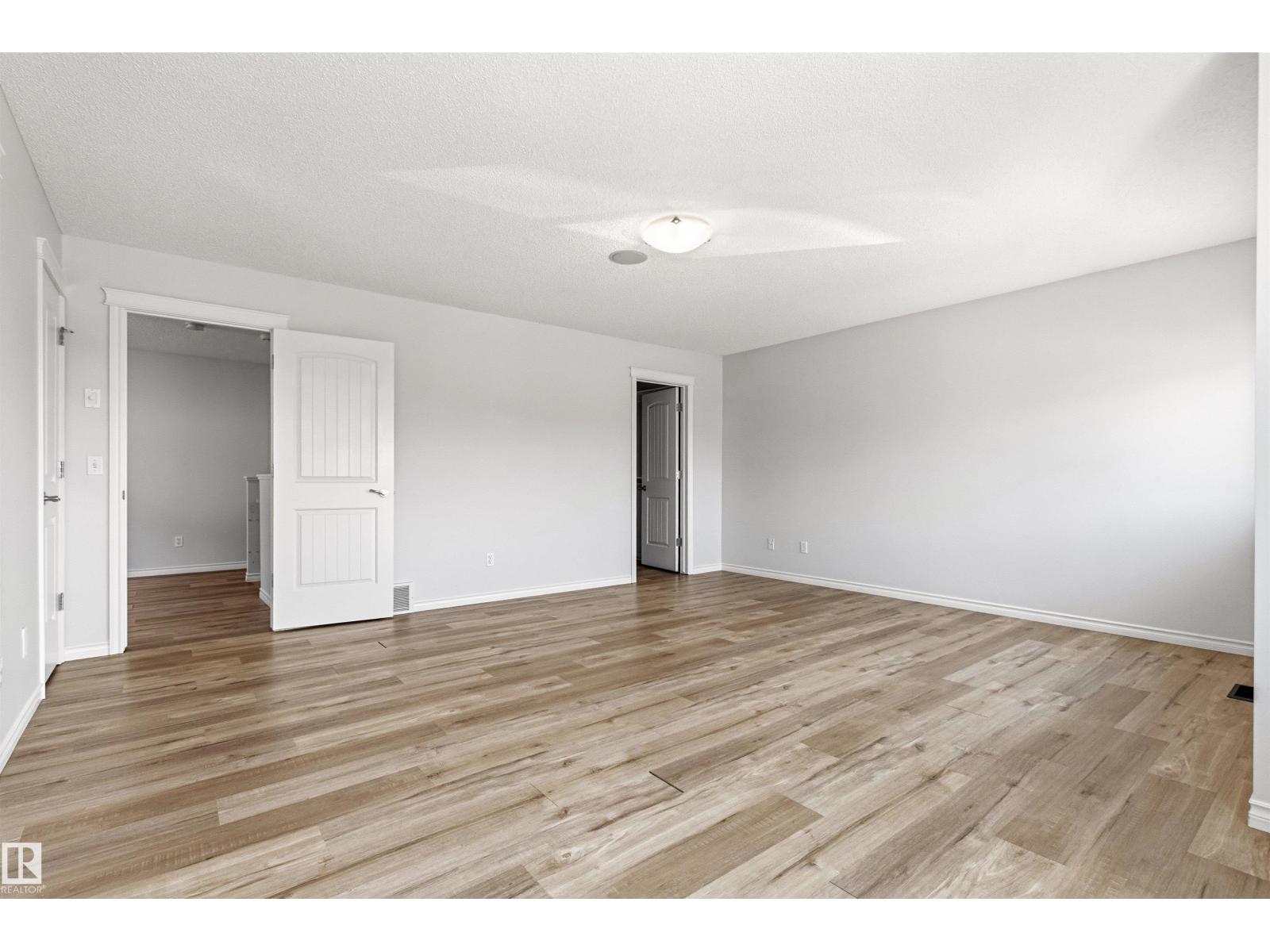 3214 22a AV NW - 41