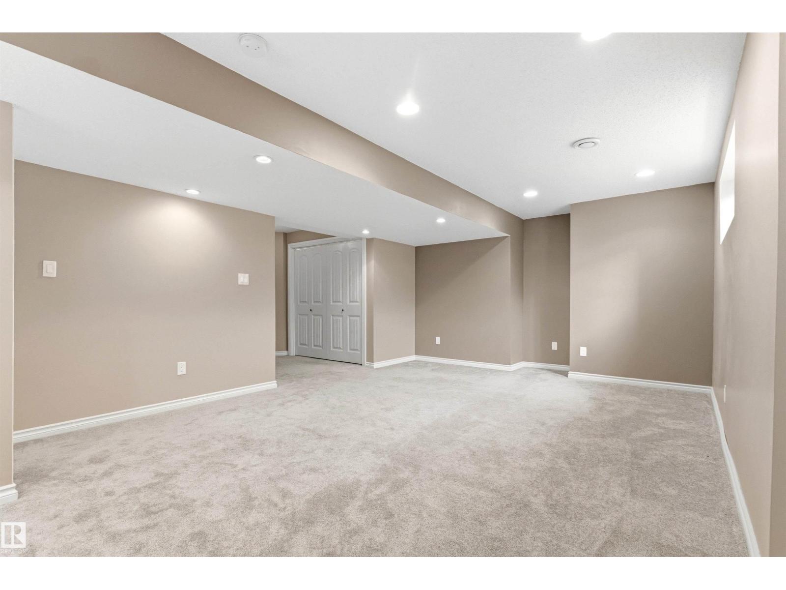 3214 22a AV NW - 52