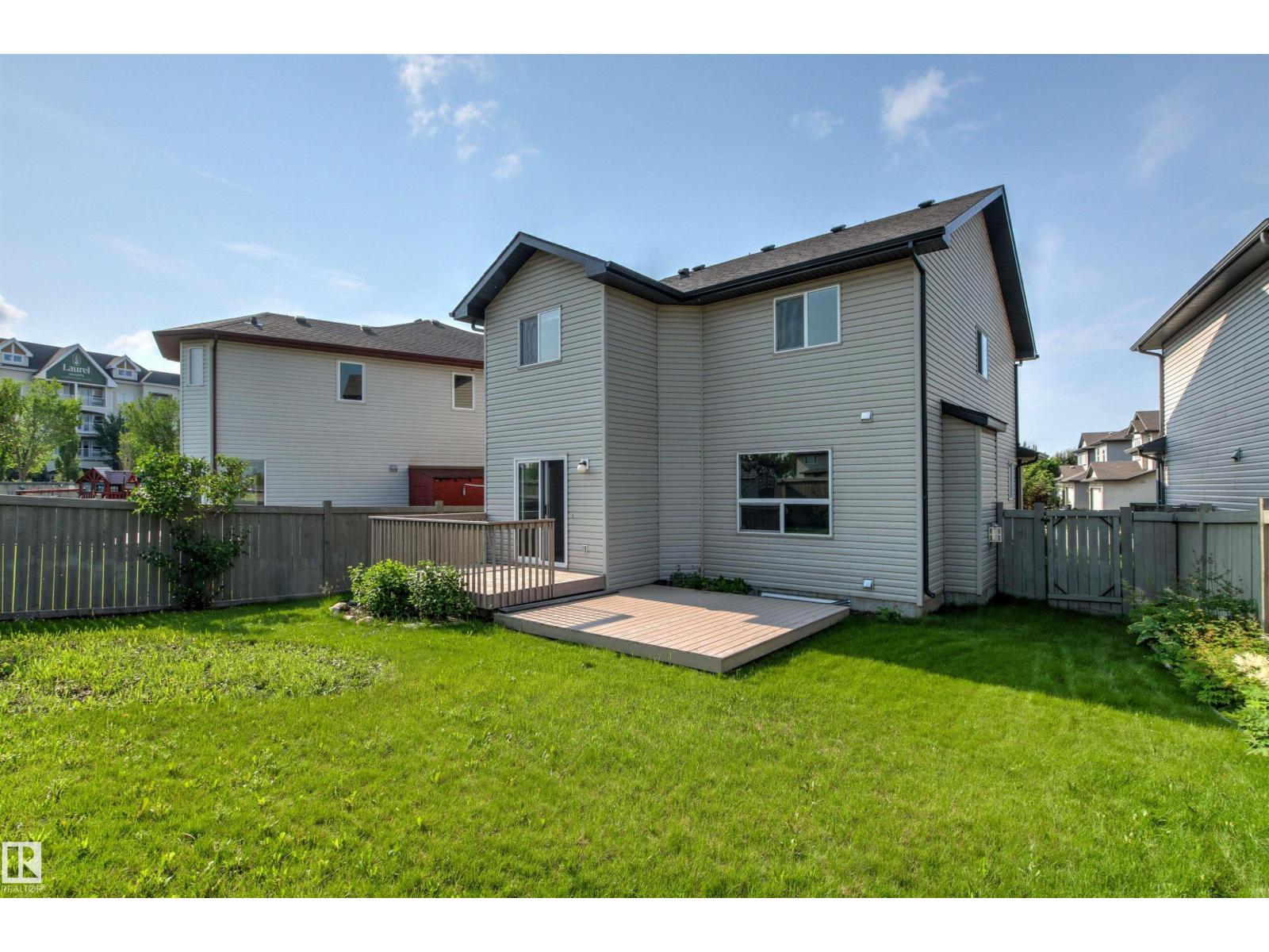 3214 22a AV NW - 70