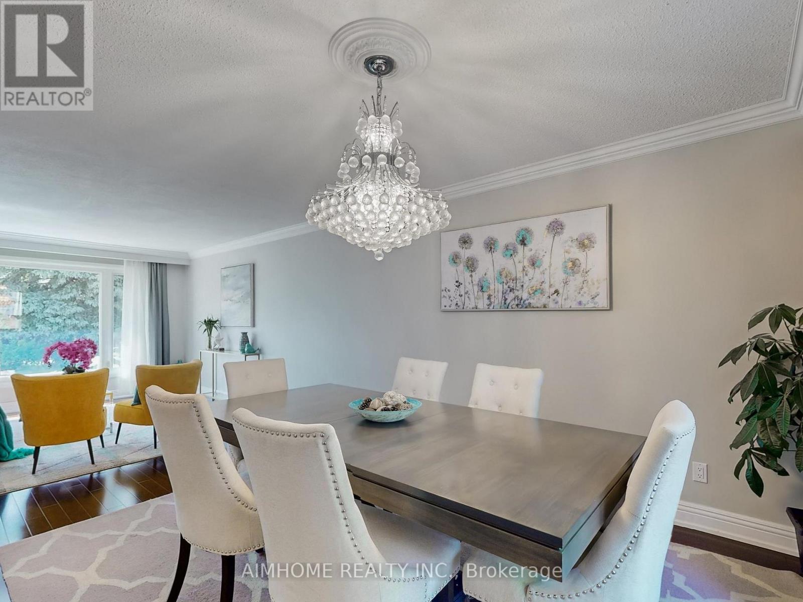 36 LIEBECK CRESCENT - 11