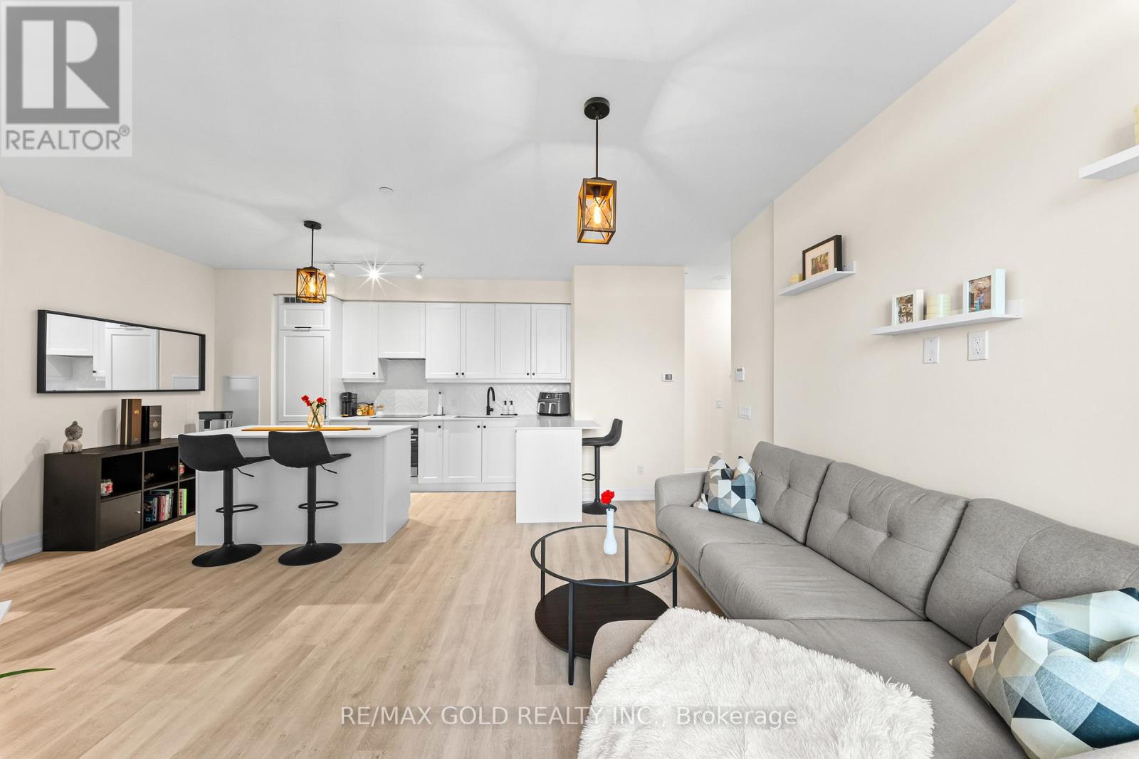 #618 9075 JANE STREET - 22