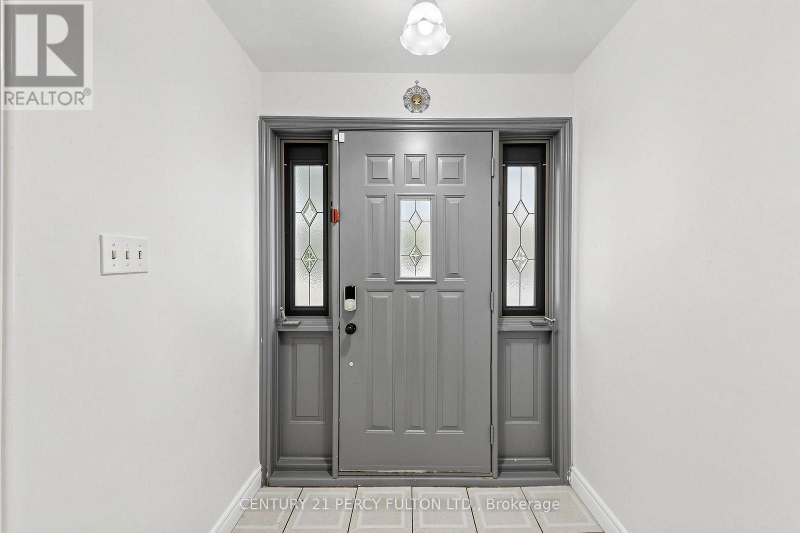10 DEVINS DRIVE - 4