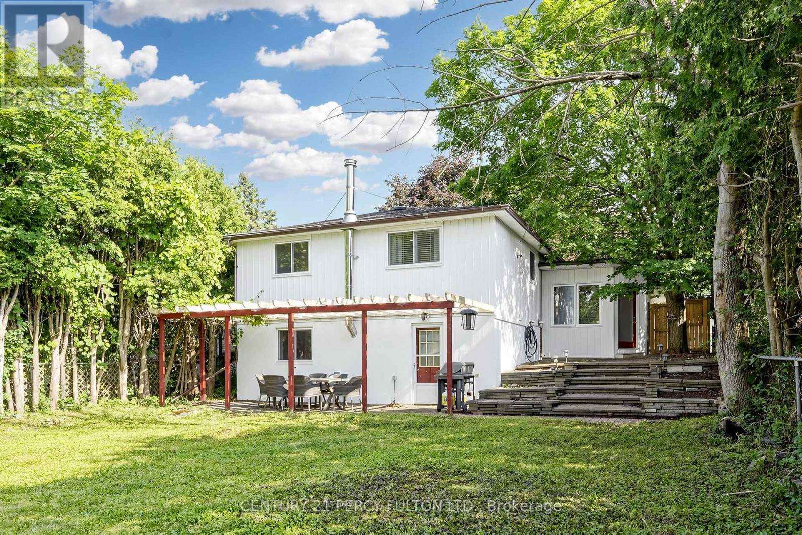 10 DEVINS DRIVE - 46