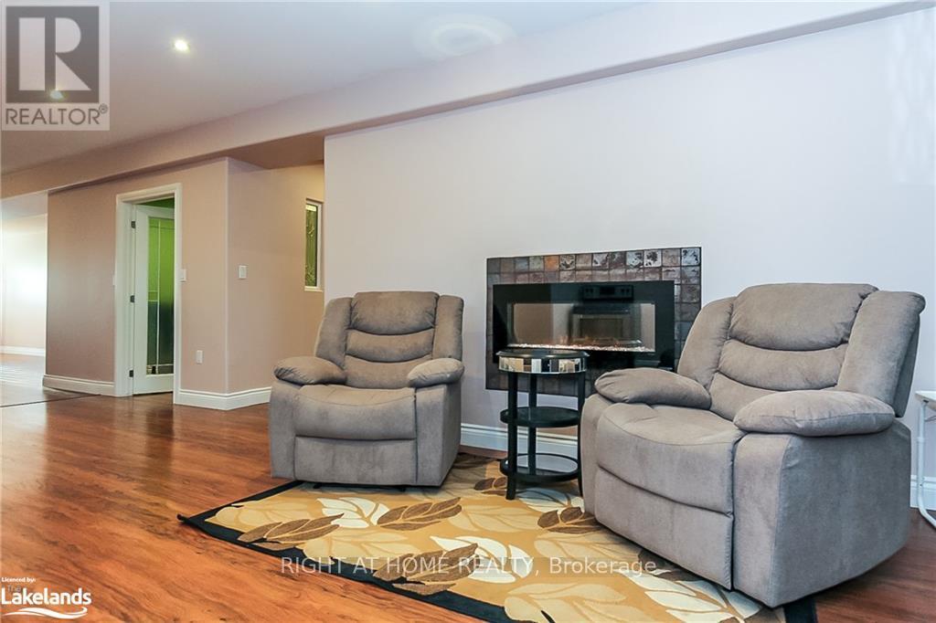 16 WASAGA SANDS DRIVE - 35