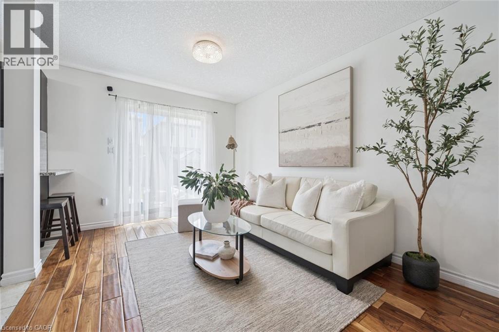 45 CAPTAIN MCCALLUM Drive - 12