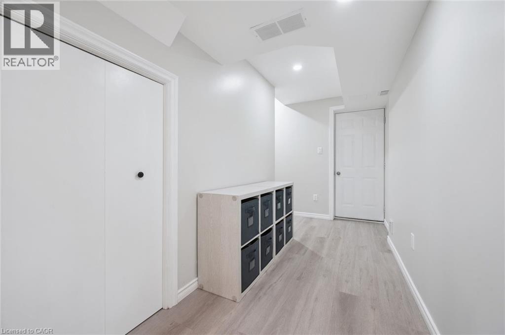 45 CAPTAIN MCCALLUM Drive - 30