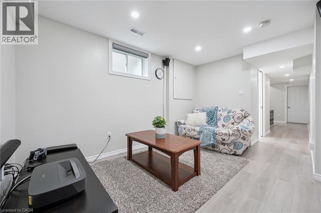 45 CAPTAIN MCCALLUM Drive - 32