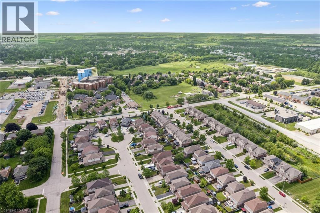 45 CAPTAIN MCCALLUM Drive - 47