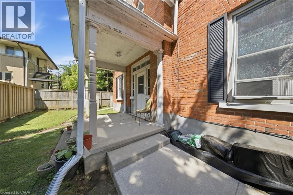 160 QUEEN Street - 5