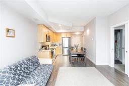 512 80 Barnes Street, Winnipeg, MB R3T5J2 Photo 10