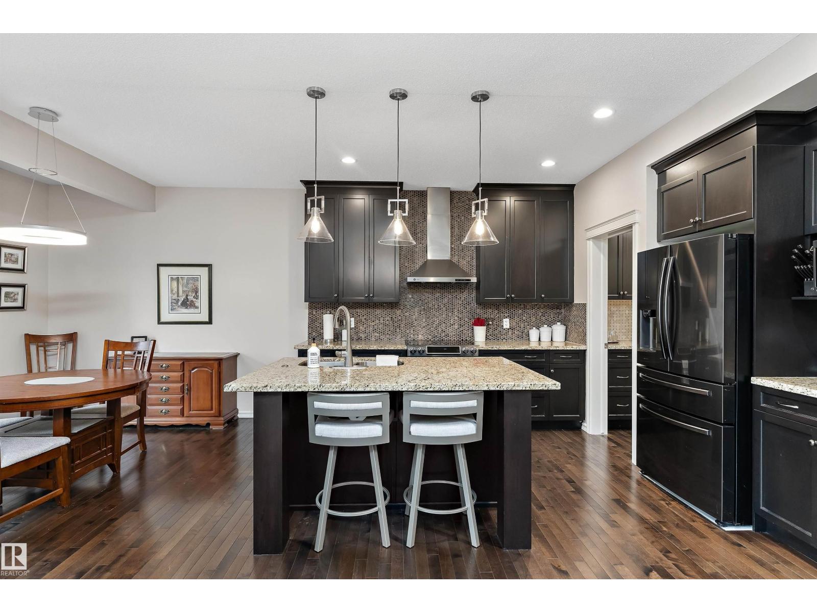 1097 ARMITAGE CR SW — photo 19