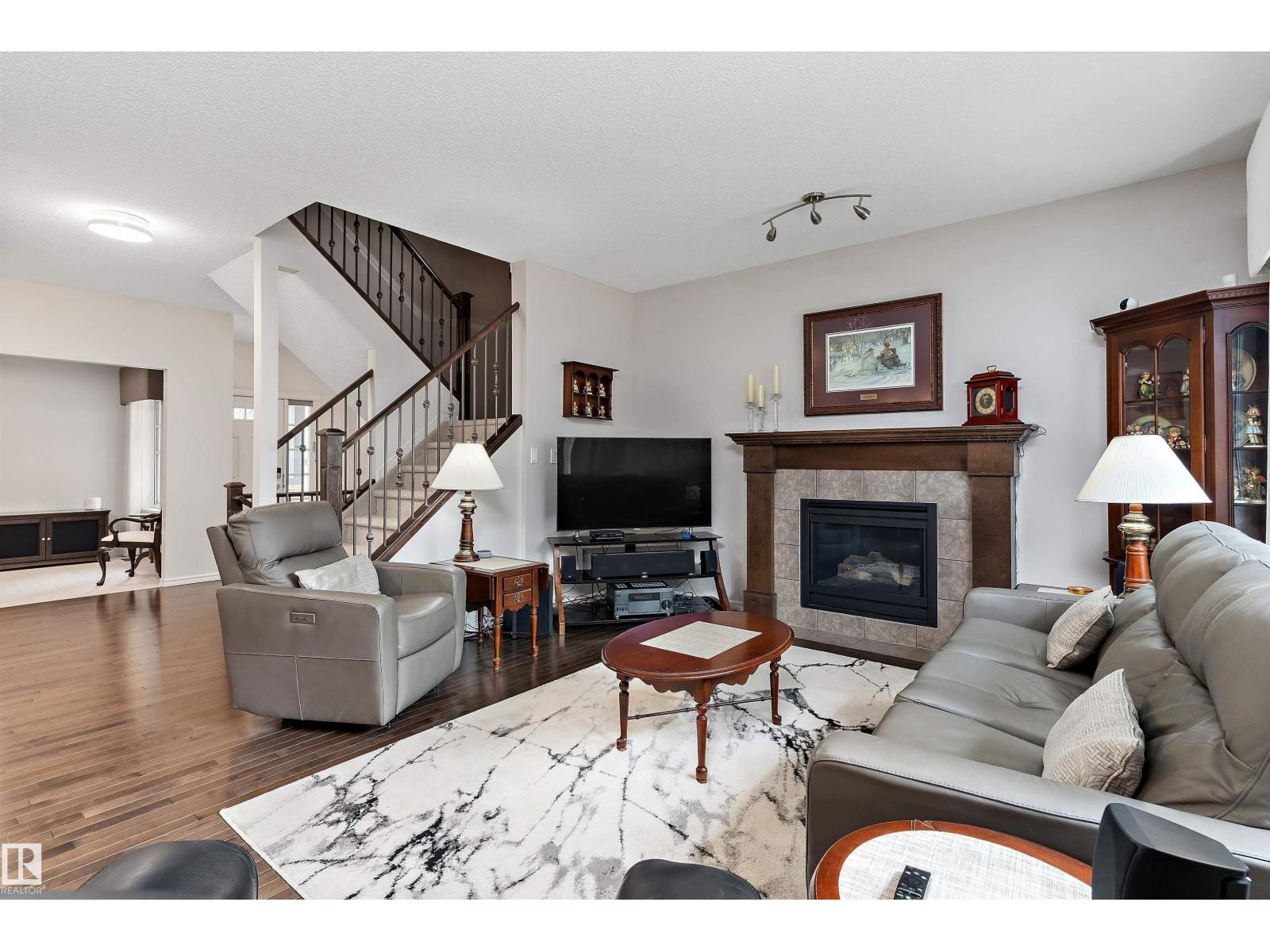 1097 ARMITAGE CR SW — photo 22