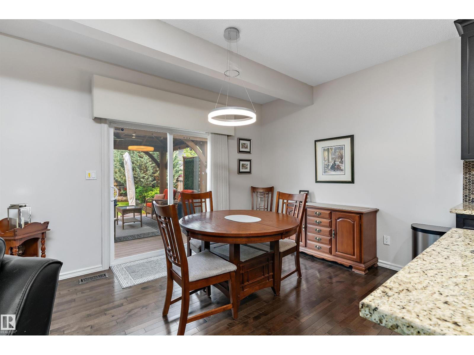 1097 ARMITAGE CR SW — photo 23