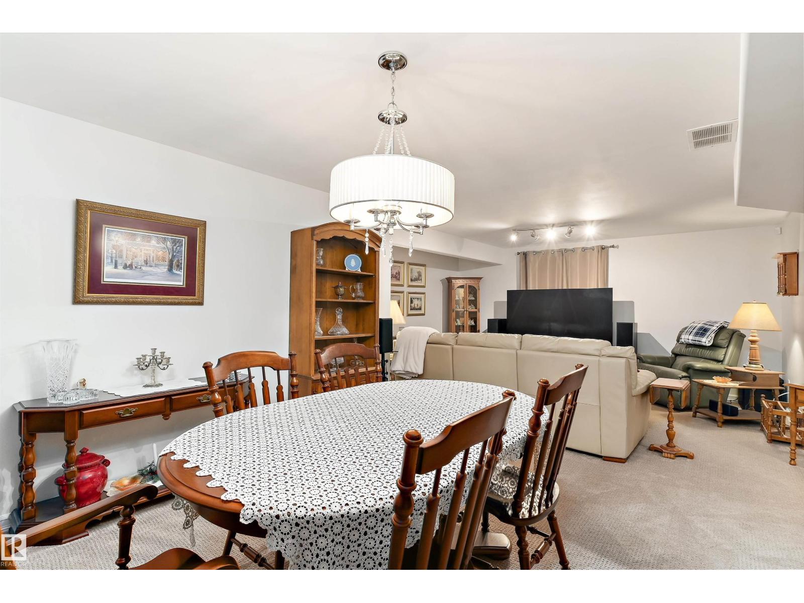 1097 ARMITAGE CR SW — photo 50