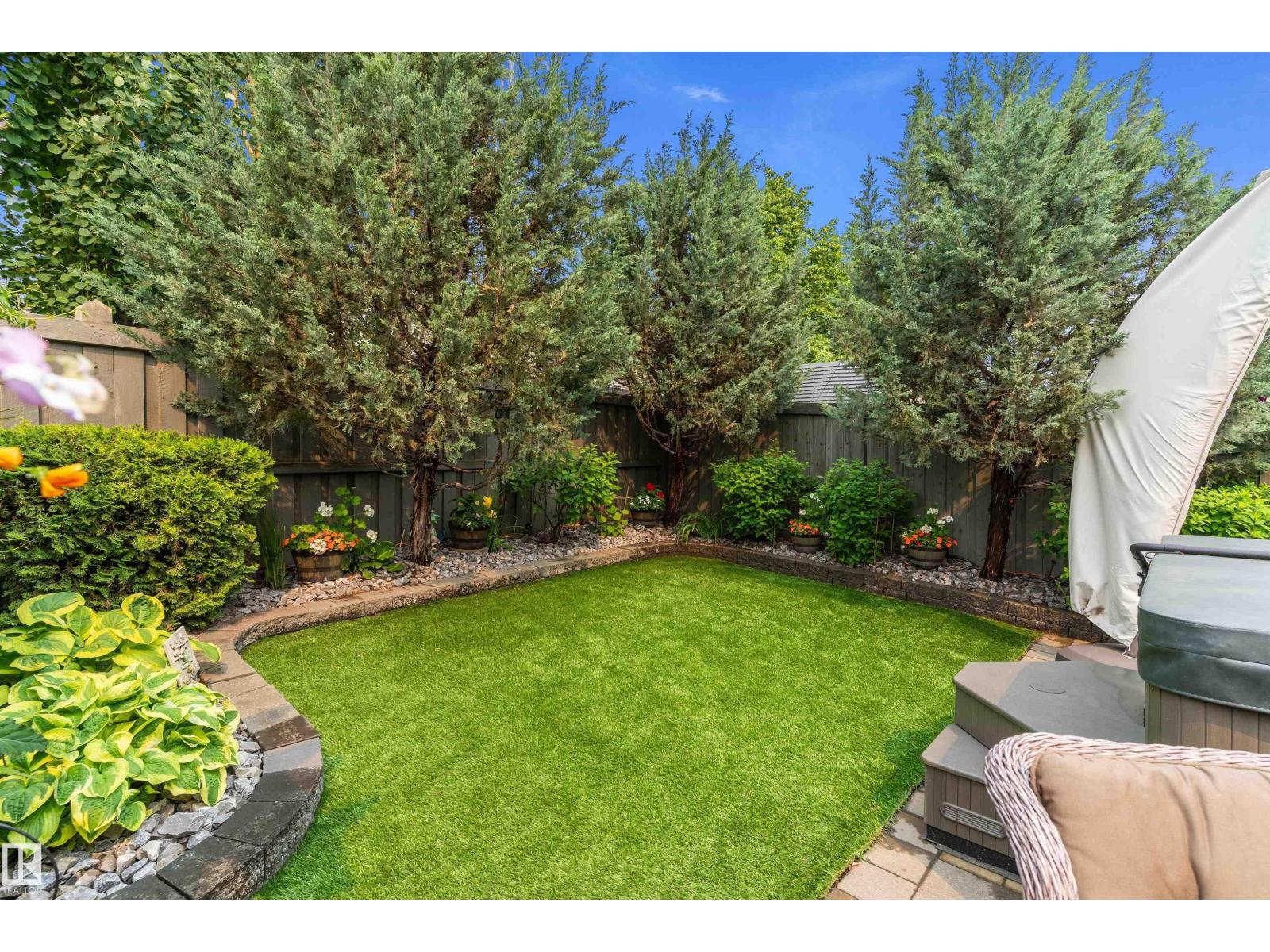1097 ARMITAGE CR SW — photo 56