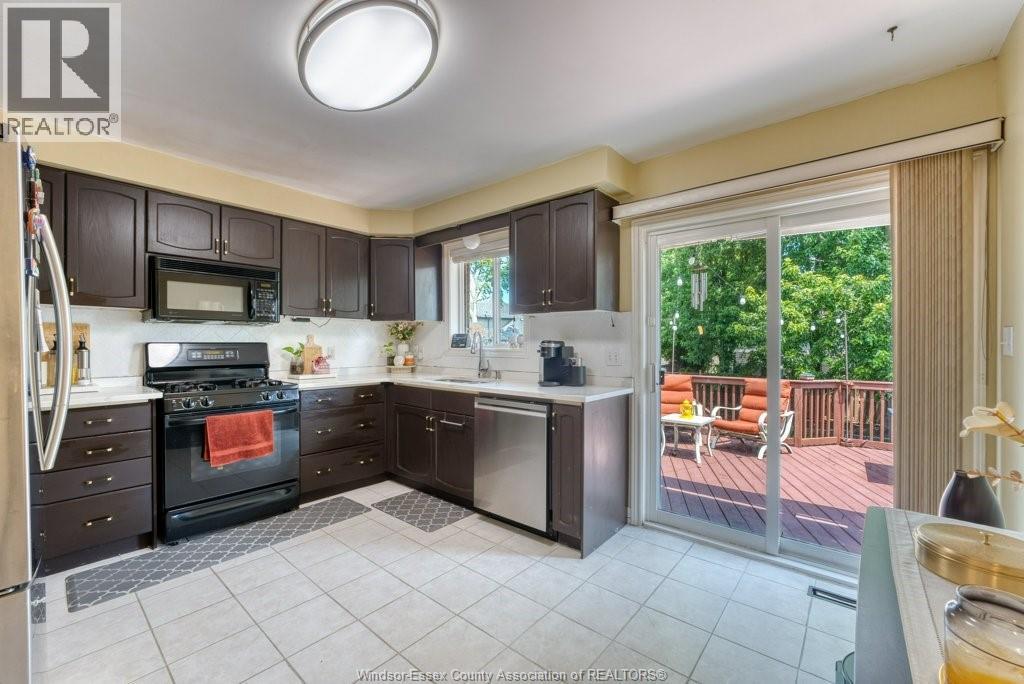 578 LAKEVIEW AVENUE - 13
