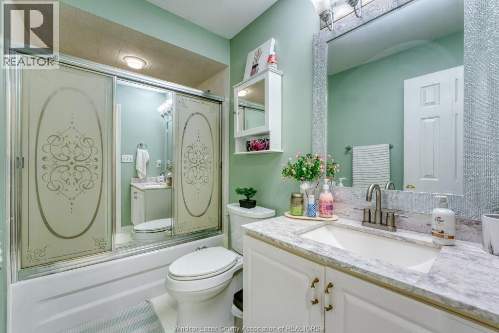 578 LAKEVIEW AVENUE - 16