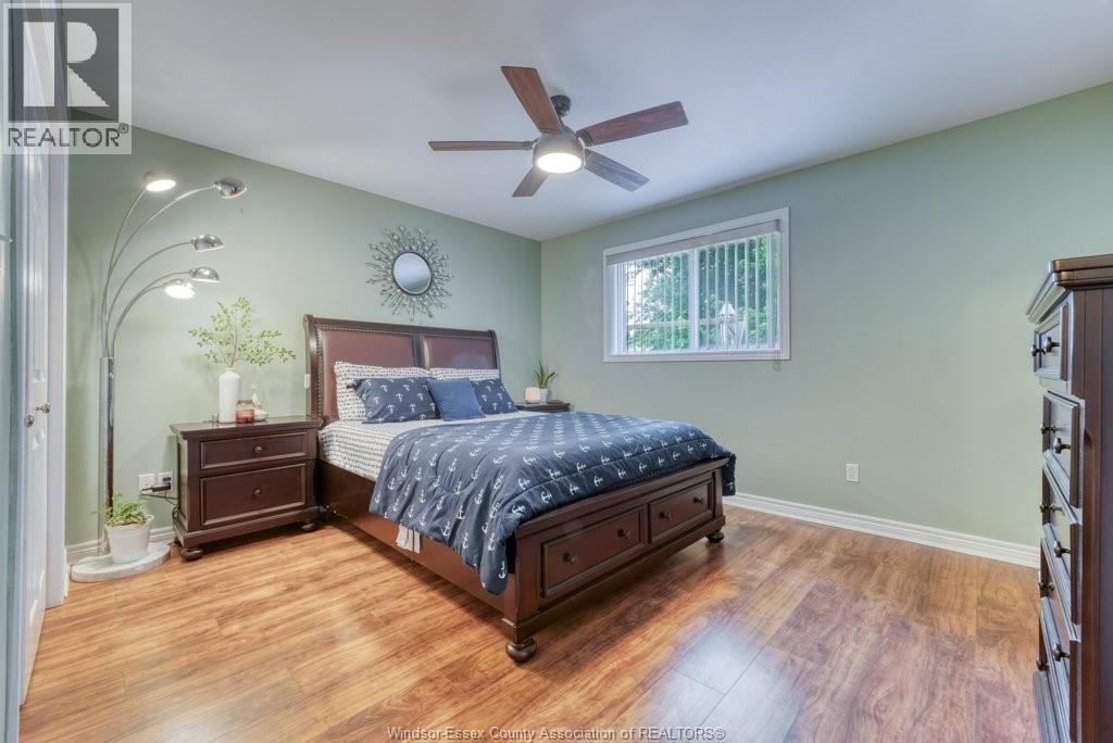 578 LAKEVIEW AVENUE - 22