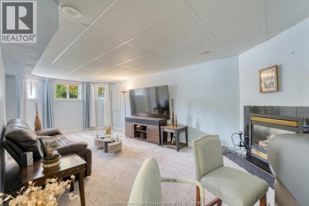 578 LAKEVIEW AVENUE - 31
