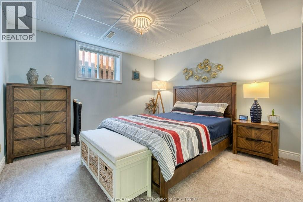 578 LAKEVIEW AVENUE - 35