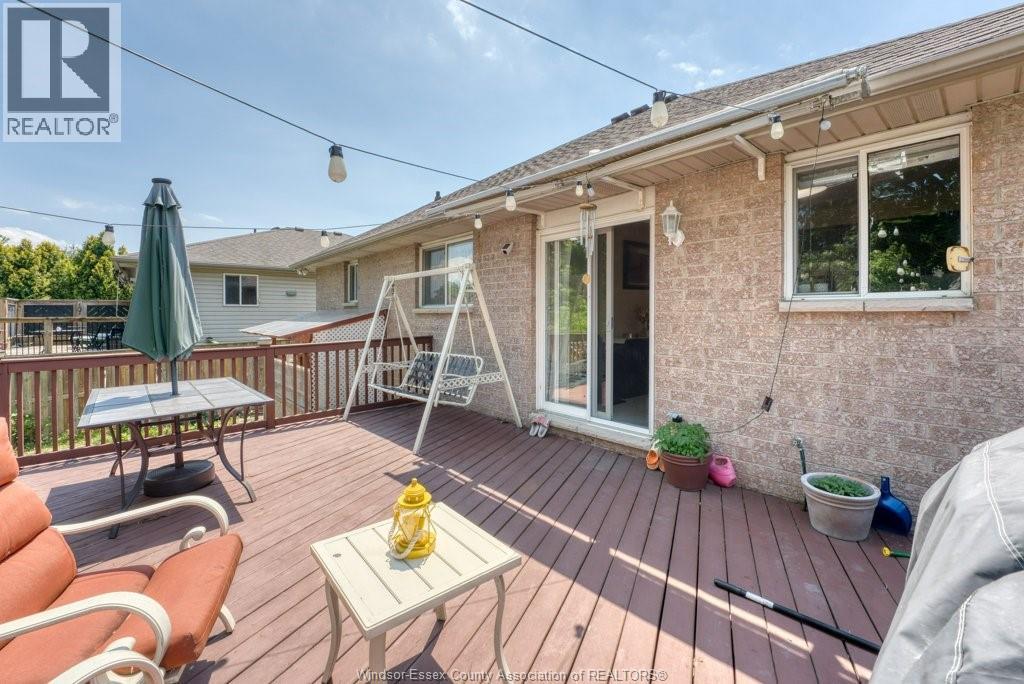 578 LAKEVIEW AVENUE - 44