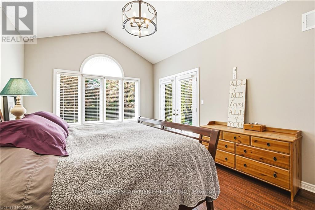 2178 BERWICK DRIVE - 19