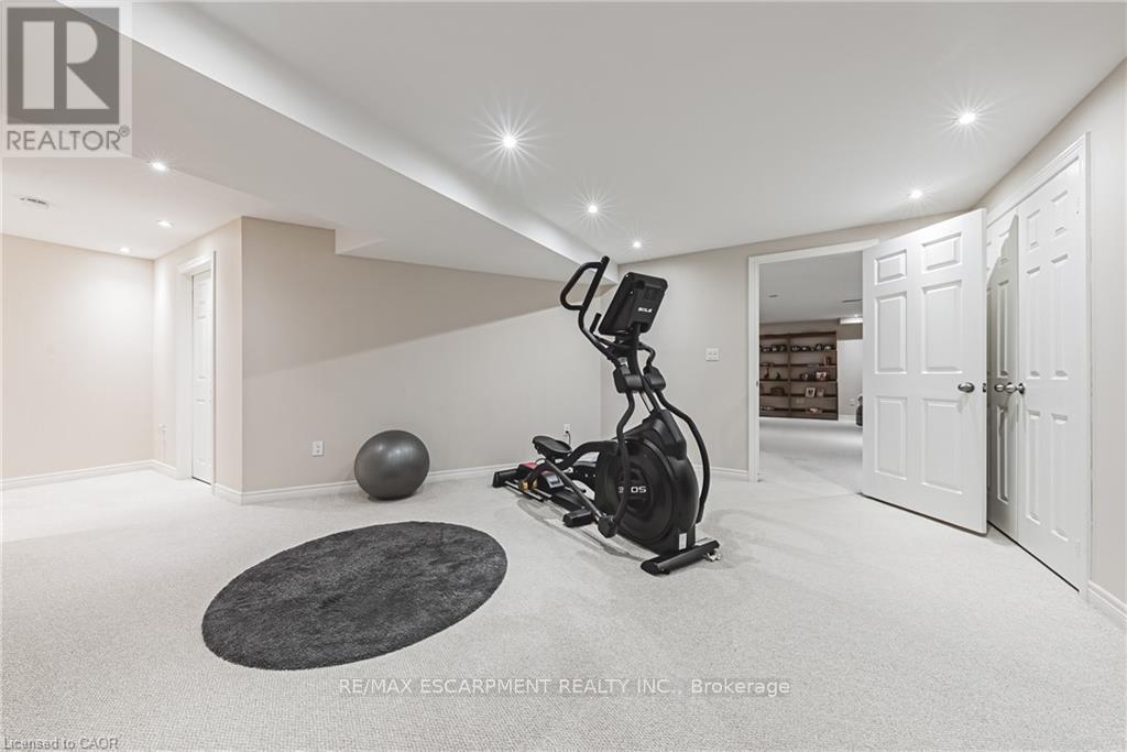 2178 BERWICK DRIVE - 31