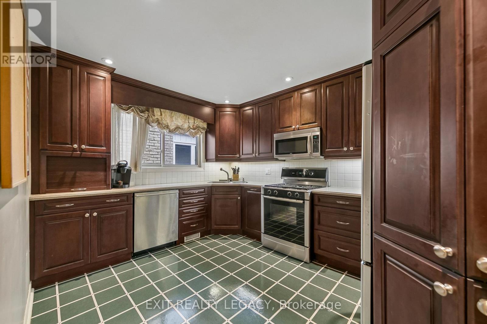 4051 PAVILLION COURT - 17