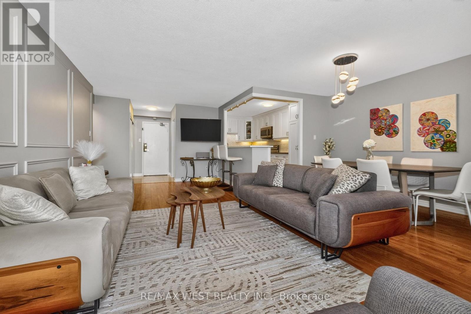 #1514 75 EMMETT AVENUE - 10