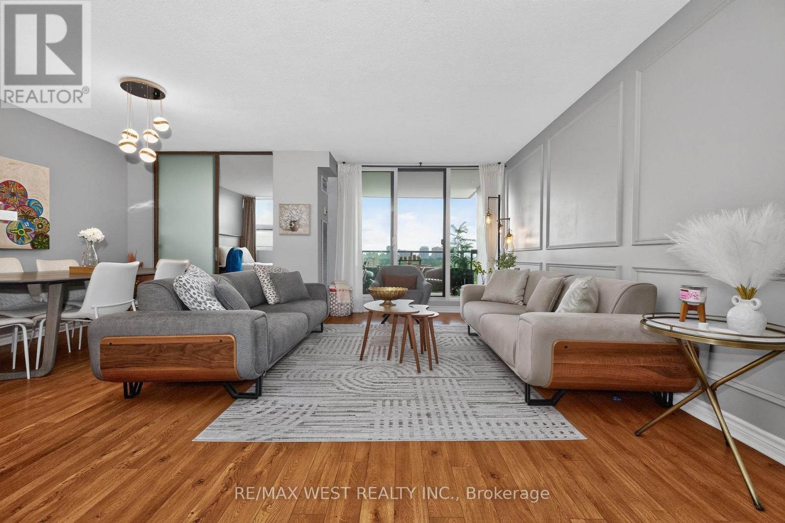 #1514 75 EMMETT AVENUE - 11