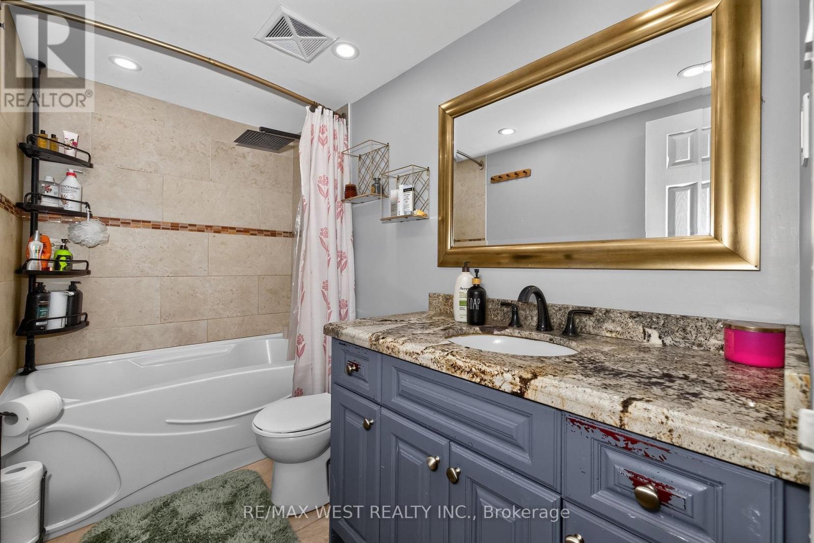 #1514 75 EMMETT AVENUE - 28