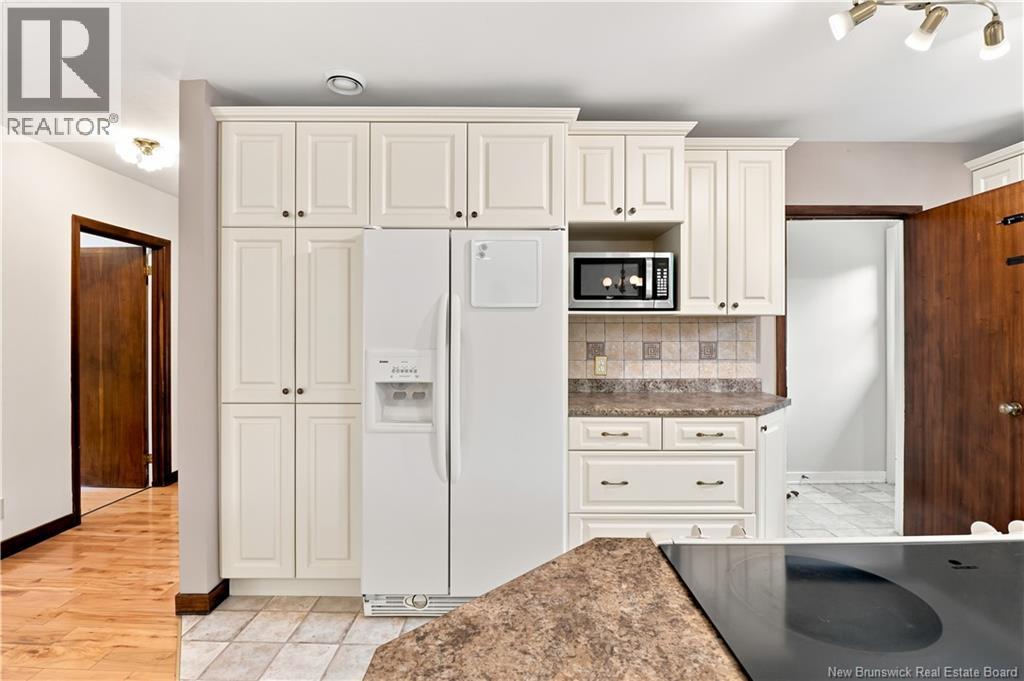 447 Pederson Crescent - Image 11