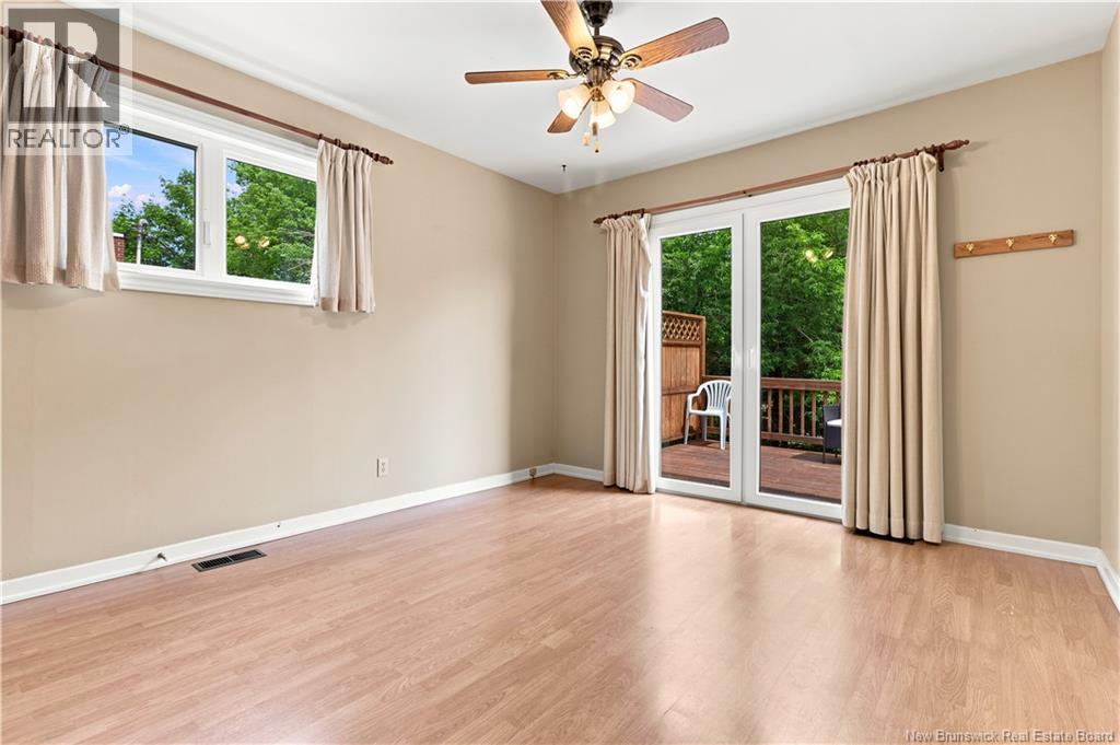447 Pederson Crescent - Image 21