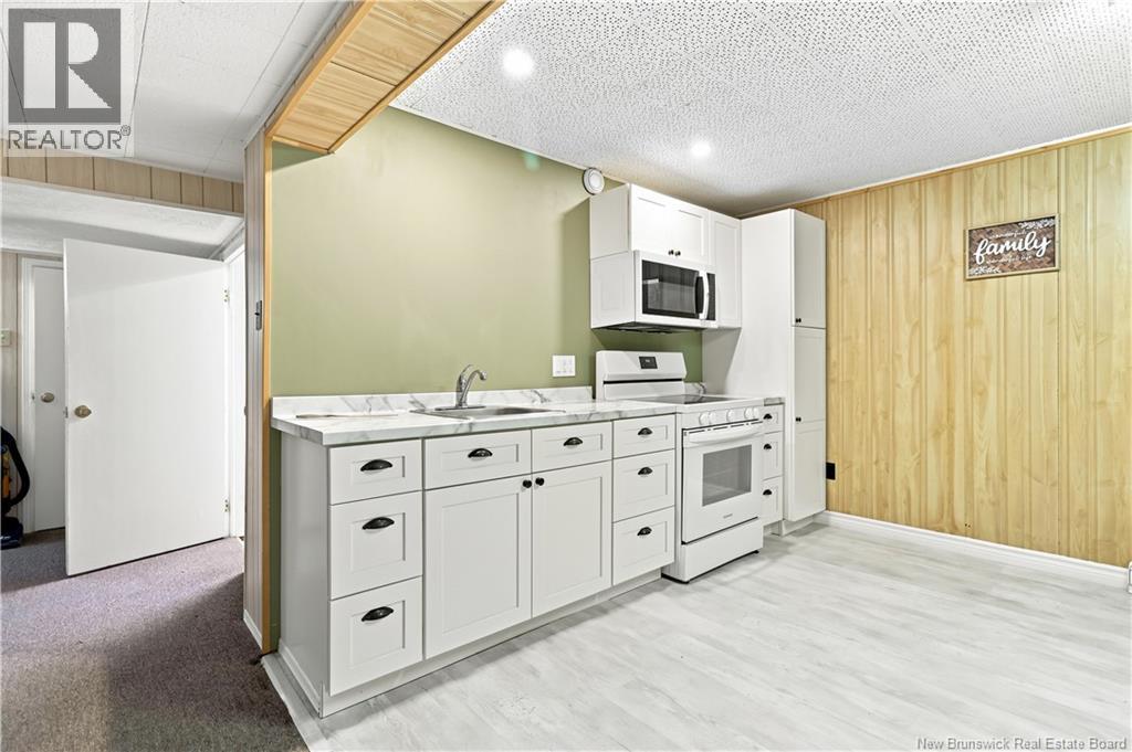 447 Pederson Crescent - Image 29