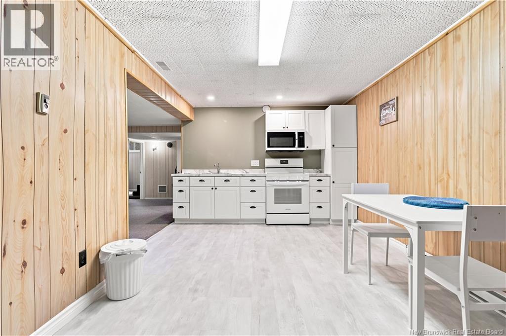 447 Pederson Crescent - Image 31