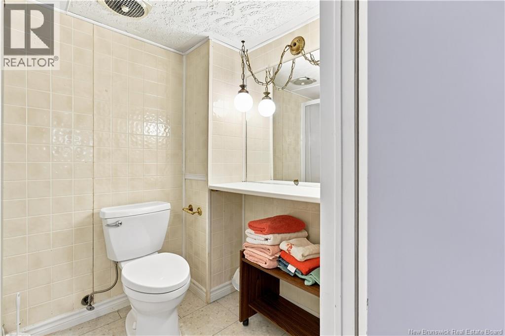 447 Pederson Crescent - Image 39