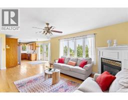 Living room - 178 Hearne Street, Fredericton, NB E3B6M3 Photo 18