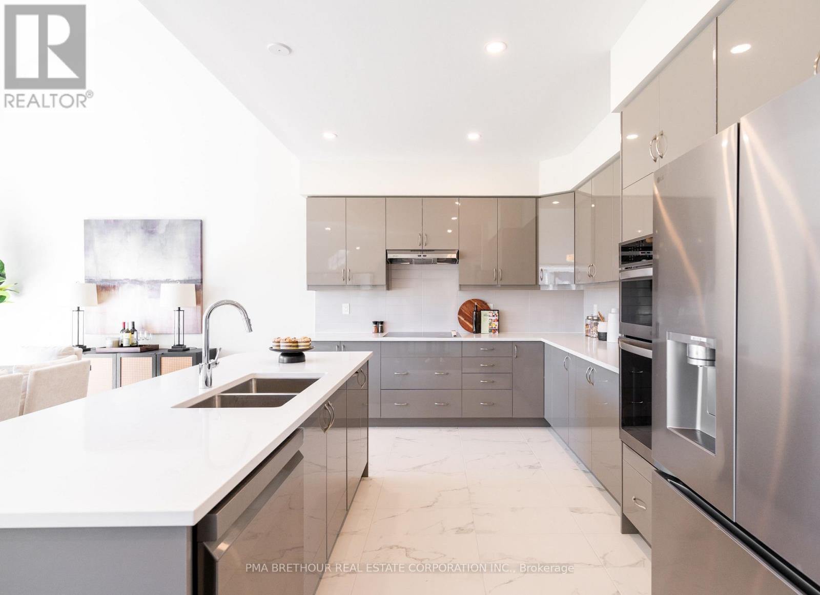 3031 SANDY ACRES AVENUE - 3