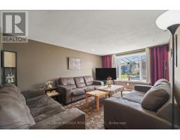 Great room - 79 Locheed Drive, Hamilton, ON L8T4L5 Photo 9