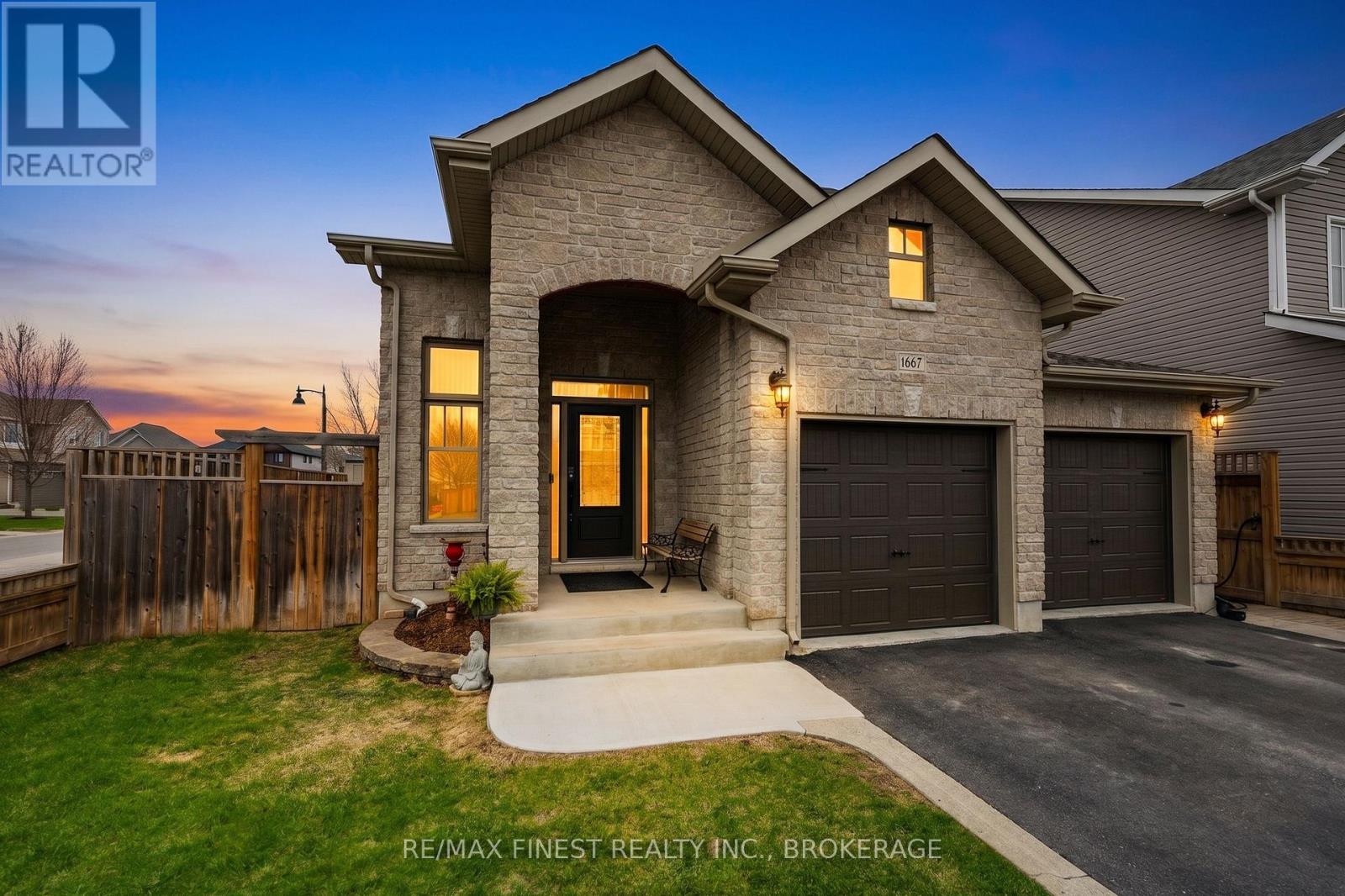 1667 CRIMSON CRESCENT - 1