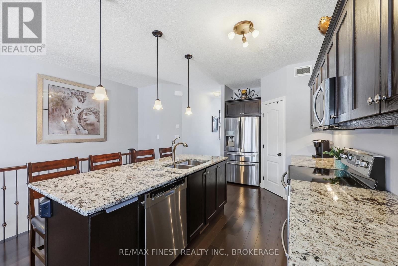 1667 CRIMSON CRESCENT - 10