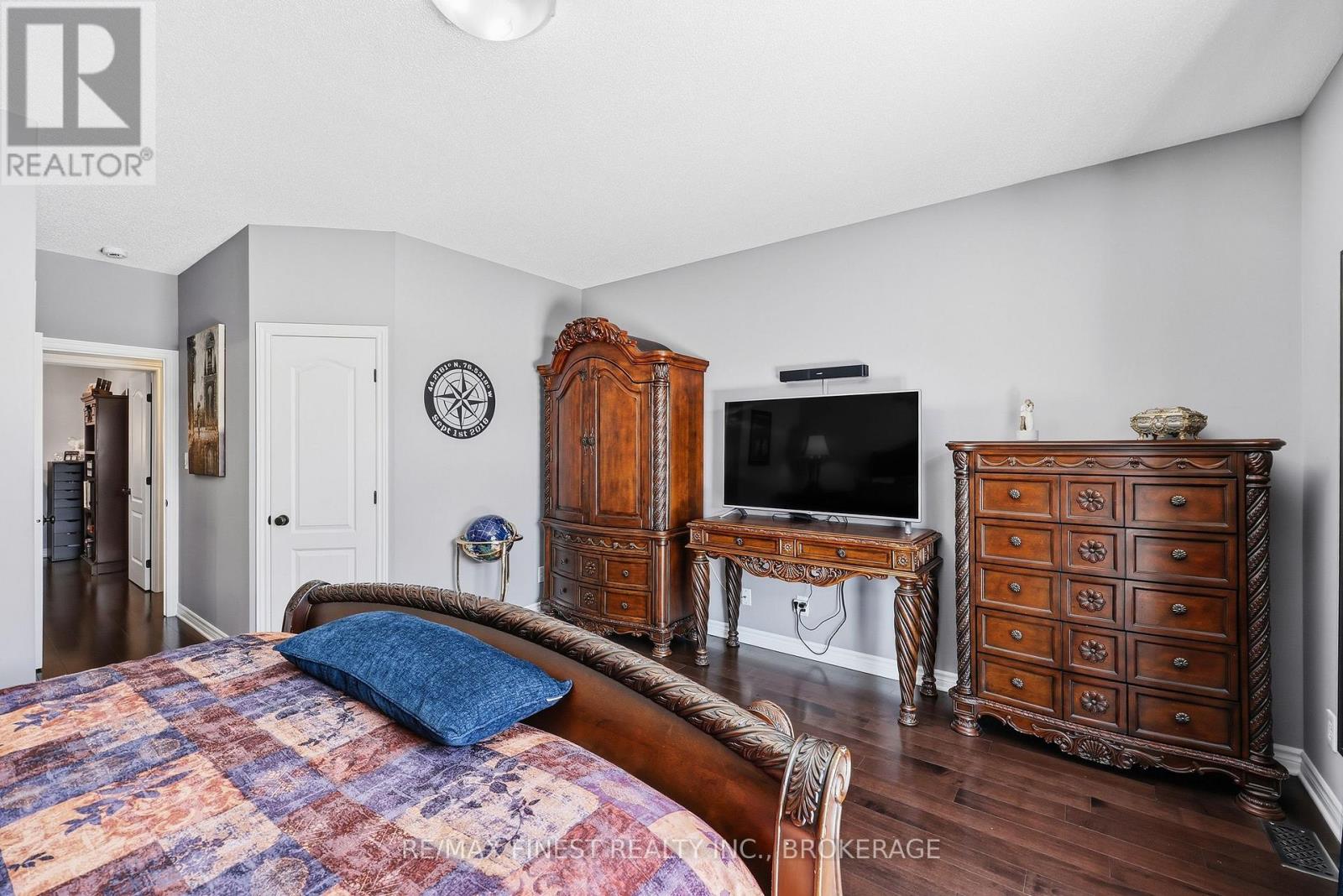 1667 CRIMSON CRESCENT - 22
