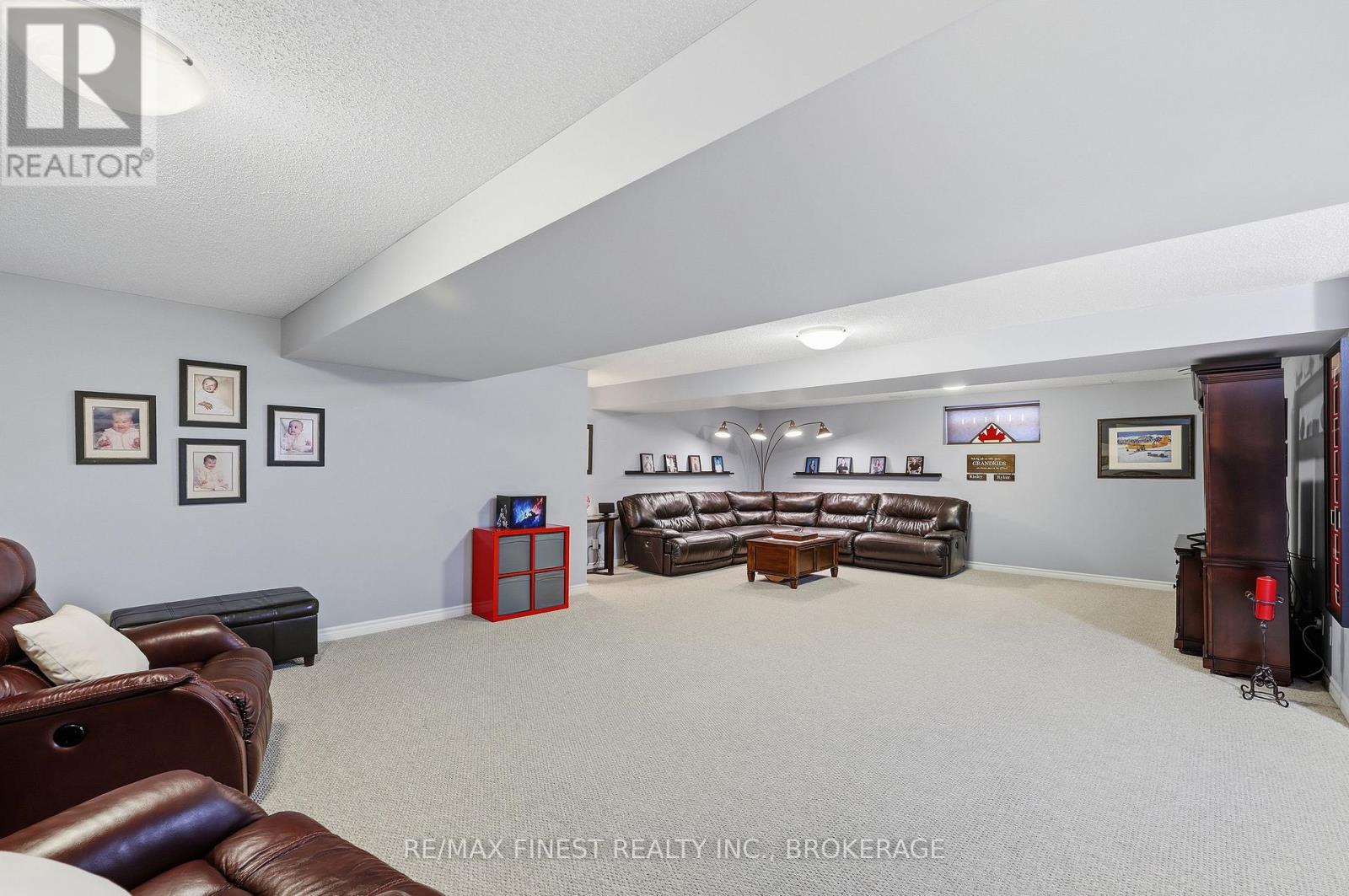 1667 CRIMSON CRESCENT - 27